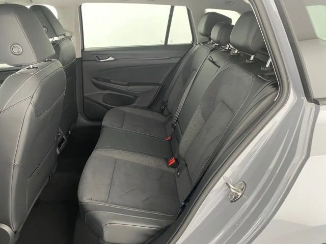 Volkswagen Golf Business DSG Variant