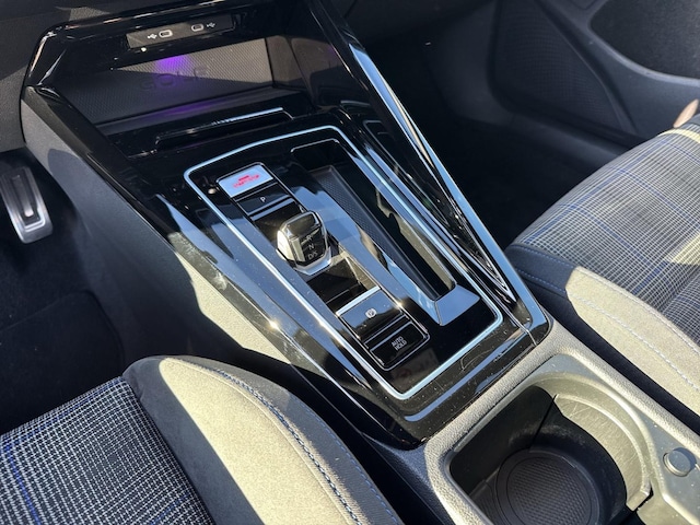 Volkswagen Golf Standheizung/ Pano/CarPlay/Kamera