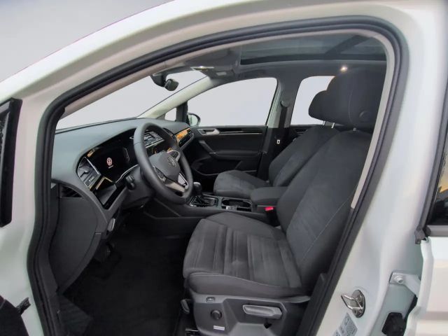 Volkswagen Touran 1.5 TSI DSG Highline