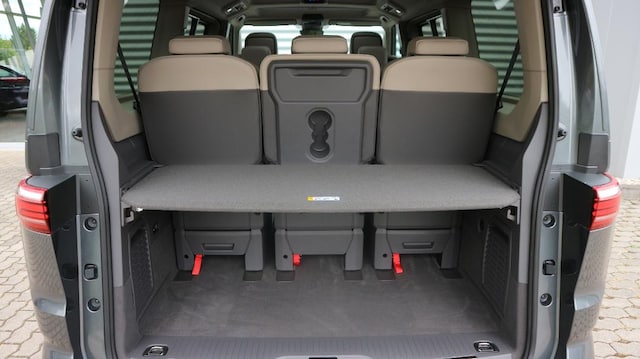 Volkswagen Multivan Multivan     StyleLÜ110TDI Aut