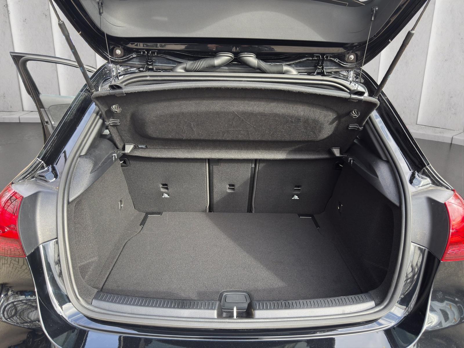 Mercedes-Benz A 200 AMG Line