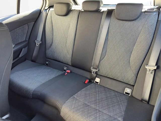 BMW 116 Benziner *** F70 ***