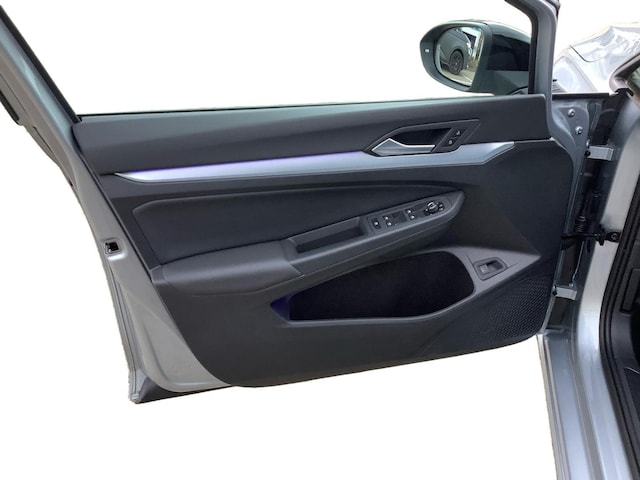 Volkswagen Golf 1.5 eTSI DSG Variant