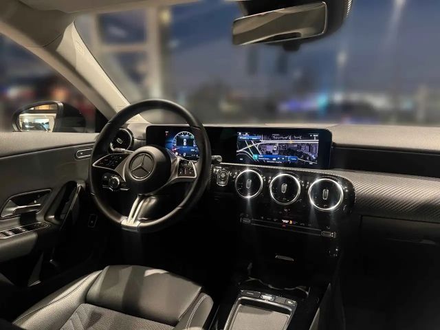 Mercedes-Benz CLA 200 CLA 200 d Shooting Brake