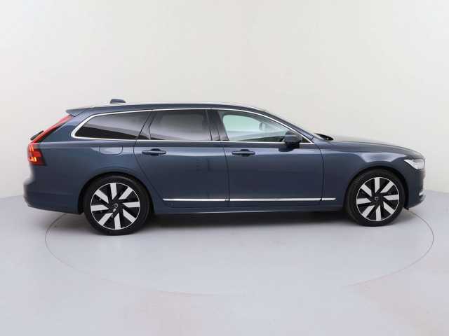 Volvo V90 AWD Core Recharge T6