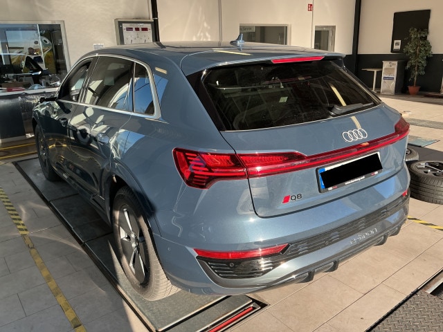Audi Q8 e-tron 55 Quattro S-Line