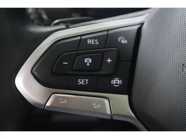 Volkswagen Touran 1.5 TSI Highline