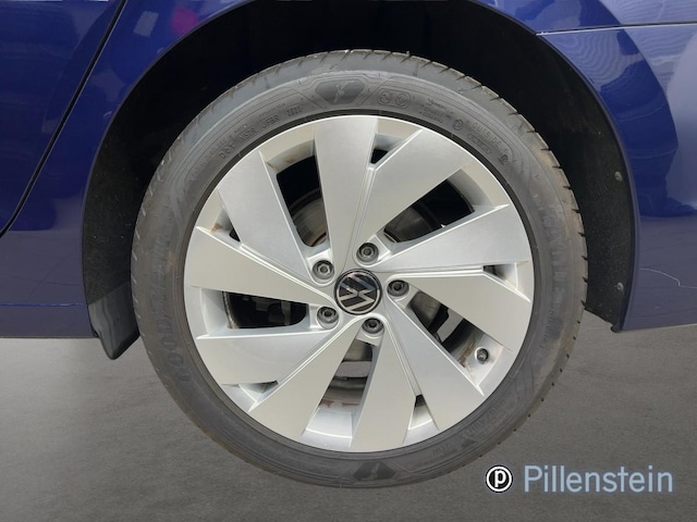 Volkswagen Golf DSG Style Variant