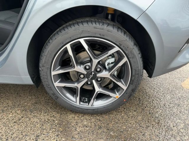 Kia Ceed CEED Ultimate Edition 1.5T LED+Kamera+Navi