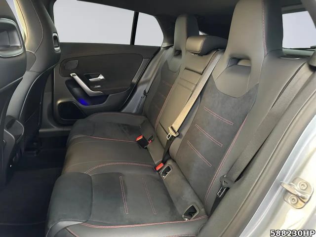 Mercedes-Benz CLA 200 AMG Line Shooting Brake