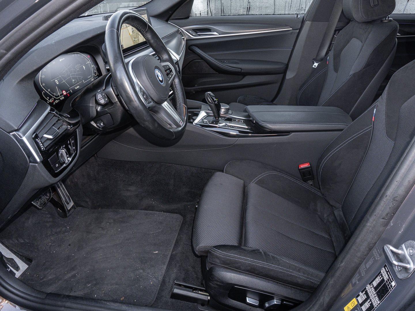 BMW 545 545e Sedan xDrive