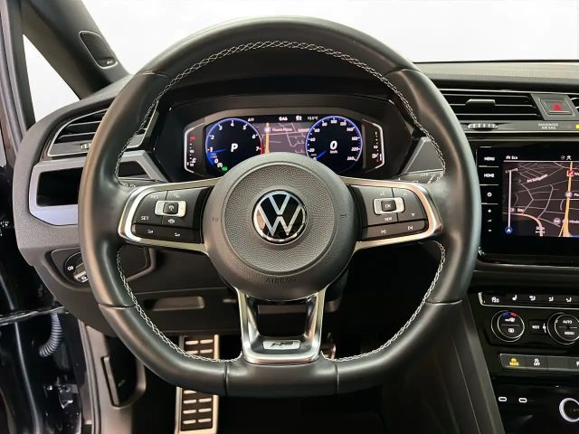 Volkswagen Touran 1.5 TSI R-Line