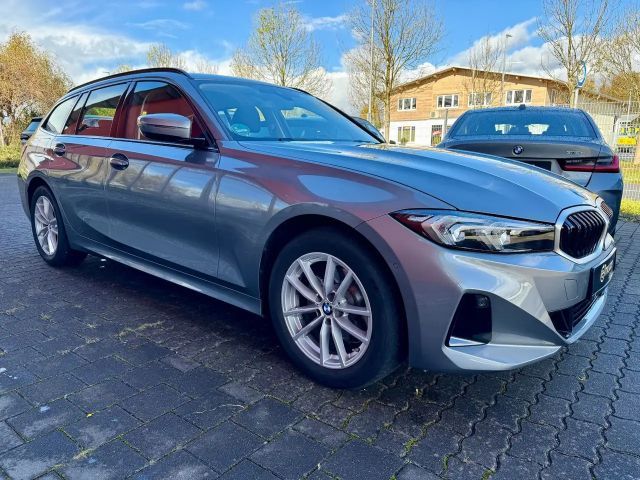 BMW 320 320d Touring xDrive