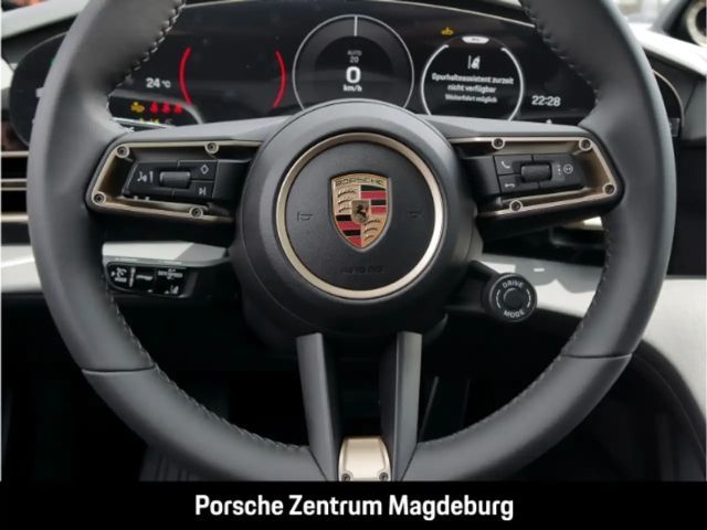 Porsche Taycan 4S