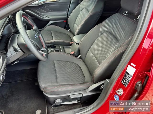 Ford Focus ST Line Wagon