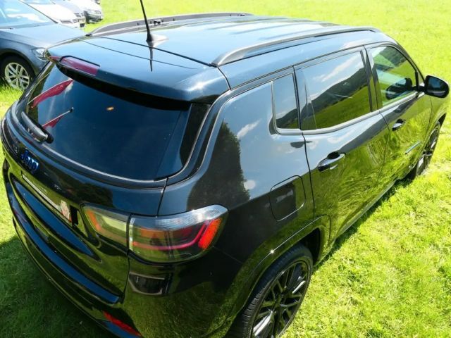 Jeep Compass 4x4 Hybrid