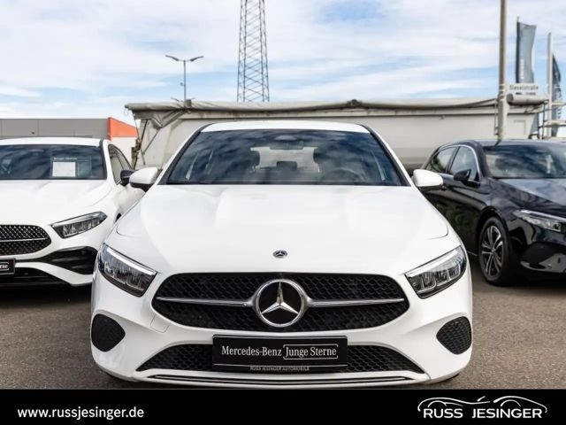 Mercedes-Benz A 180 Progressive