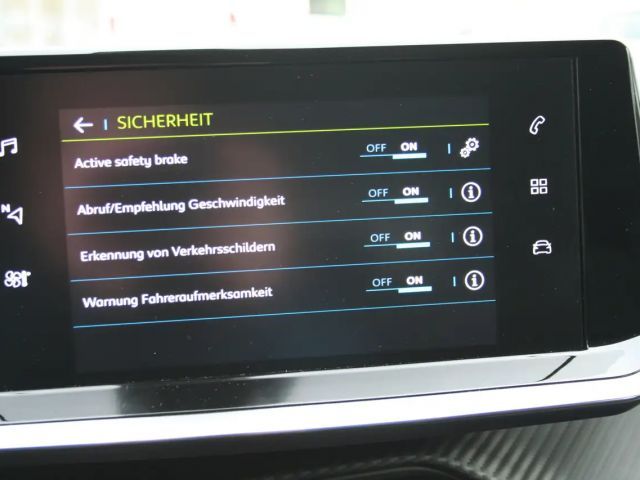 Peugeot E-2008 Active Pack