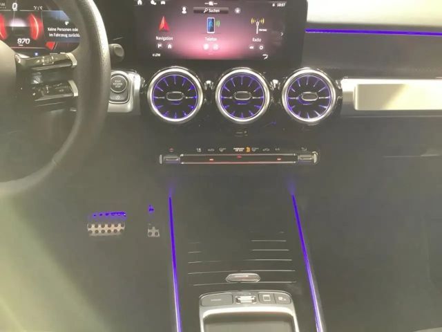 Mercedes-Benz GLB 220 4MATIC AMG Line