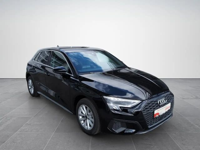 Audi A3 30 TDI Sedan