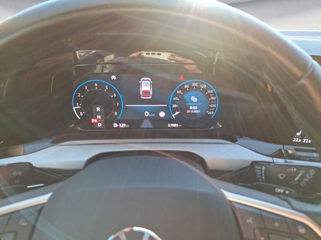 Volkswagen Golf 1.5 eTSI DSG Life Variant