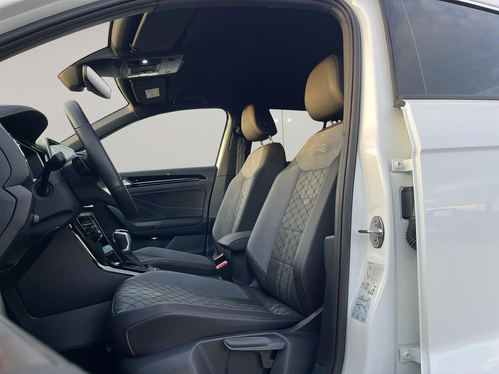 Volkswagen T-Roc 1.5 TSI DSG R-Line