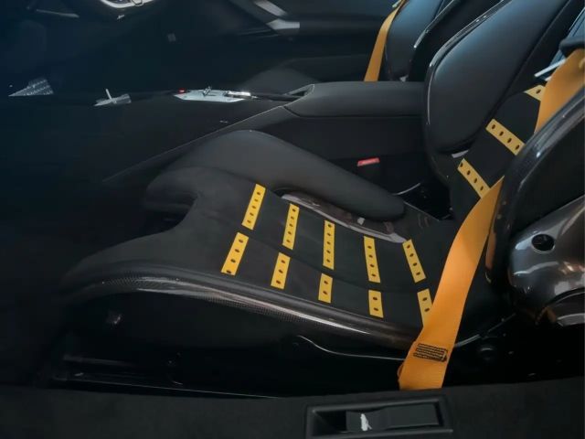 Ferrari SF90 Stradale