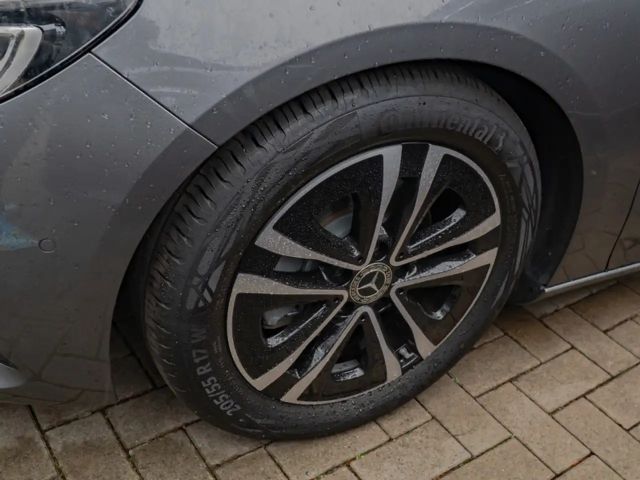 Mercedes-Benz B 180 Progressive