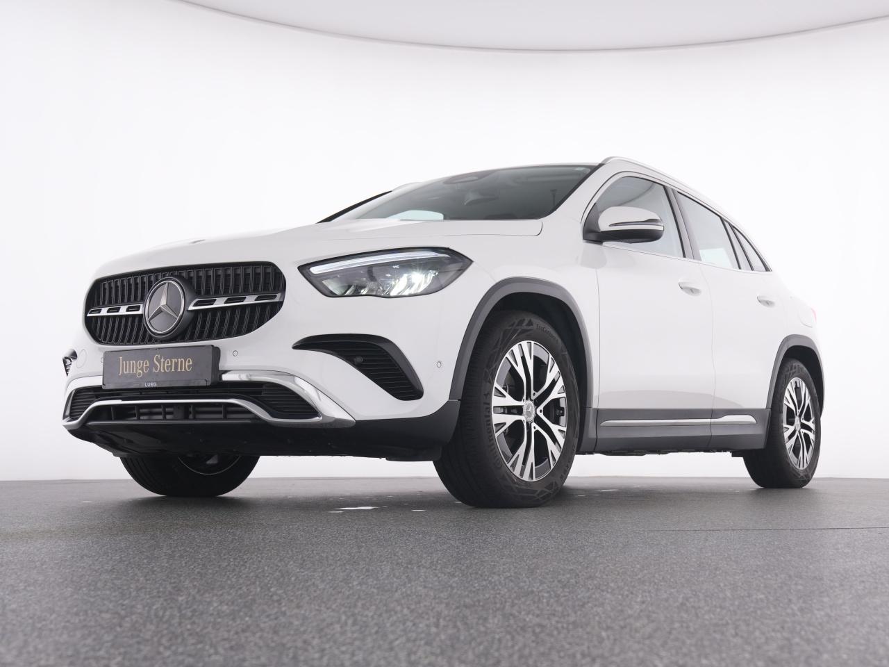 Mercedes-Benz GLA 220 4MATIC GLA 220 d Progressive
