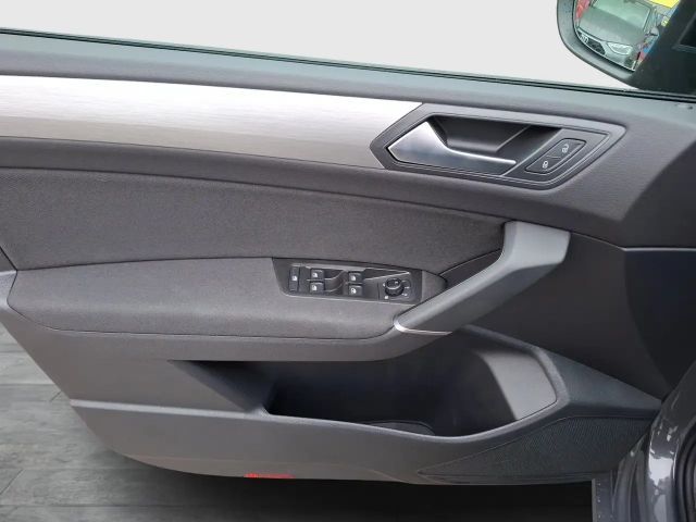 Volkswagen Touran DSG