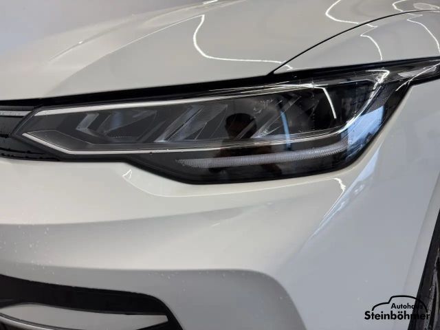 Volkswagen Golf 1.5 eTSI DSG