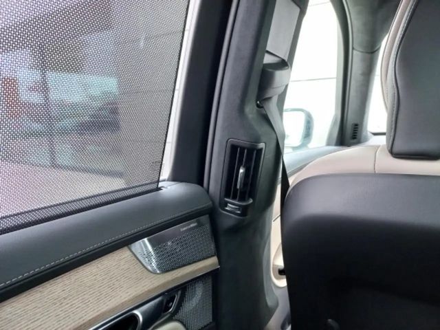 Volvo XC90 Bright Ultra