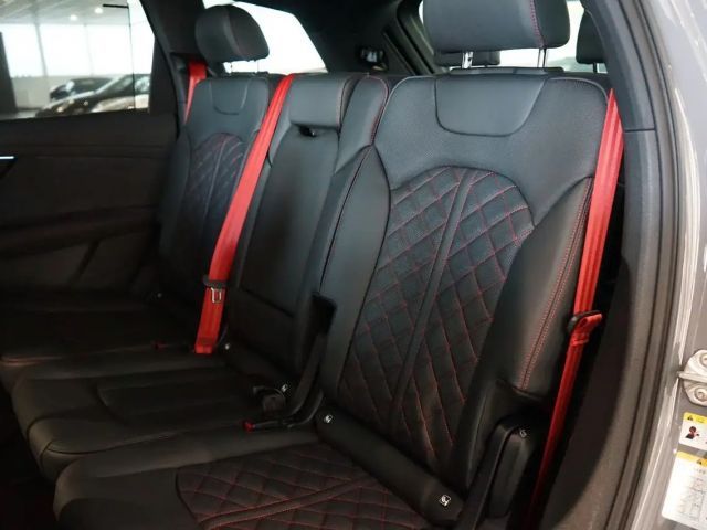 Audi SQ7 TFSI | Pano | Carbon | HuD | B&O | Nardograu