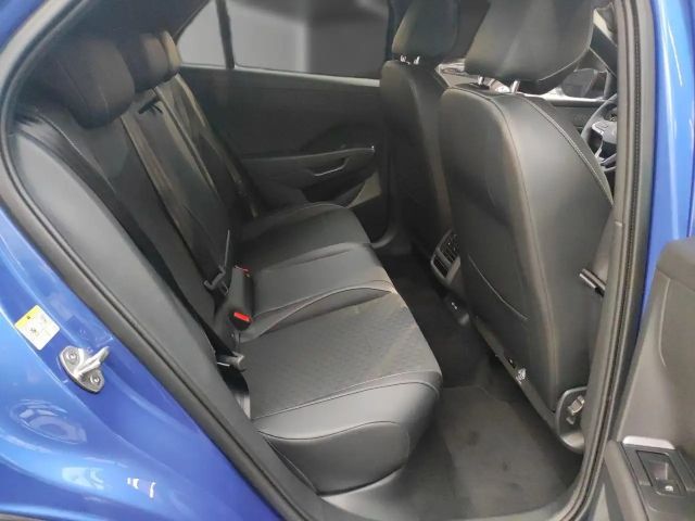 Volkswagen T-Roc 1.5 eTSI DSG IQ.Drive R-Line