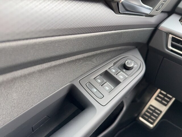 Volkswagen Golf 1.0 TSI Golf VIII Variant