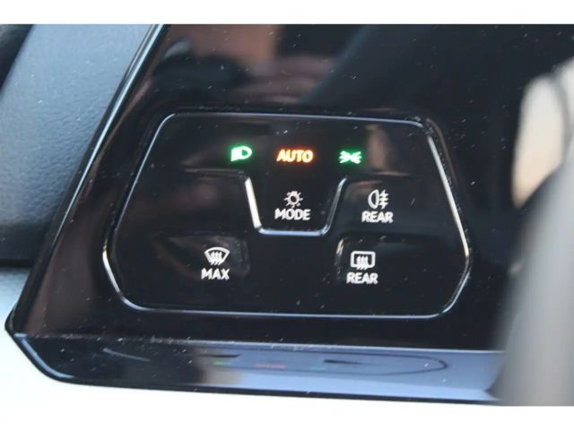 Volkswagen Golf 1.5 TSI Move