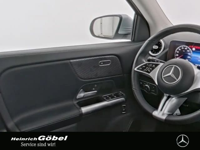 Mercedes-Benz GLA 180 Progressive