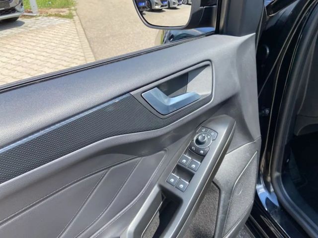 Ford Focus ST Line Wagon