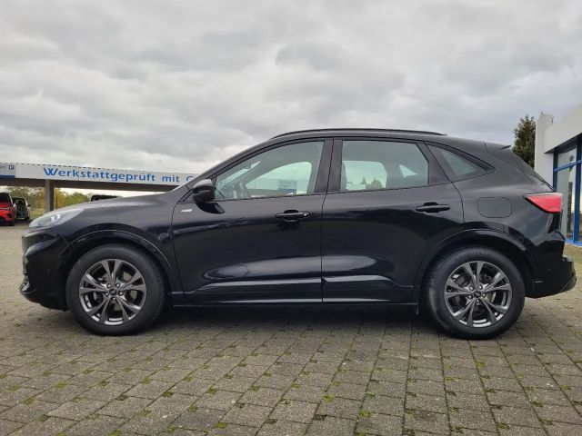 Ford Kuga ST Line