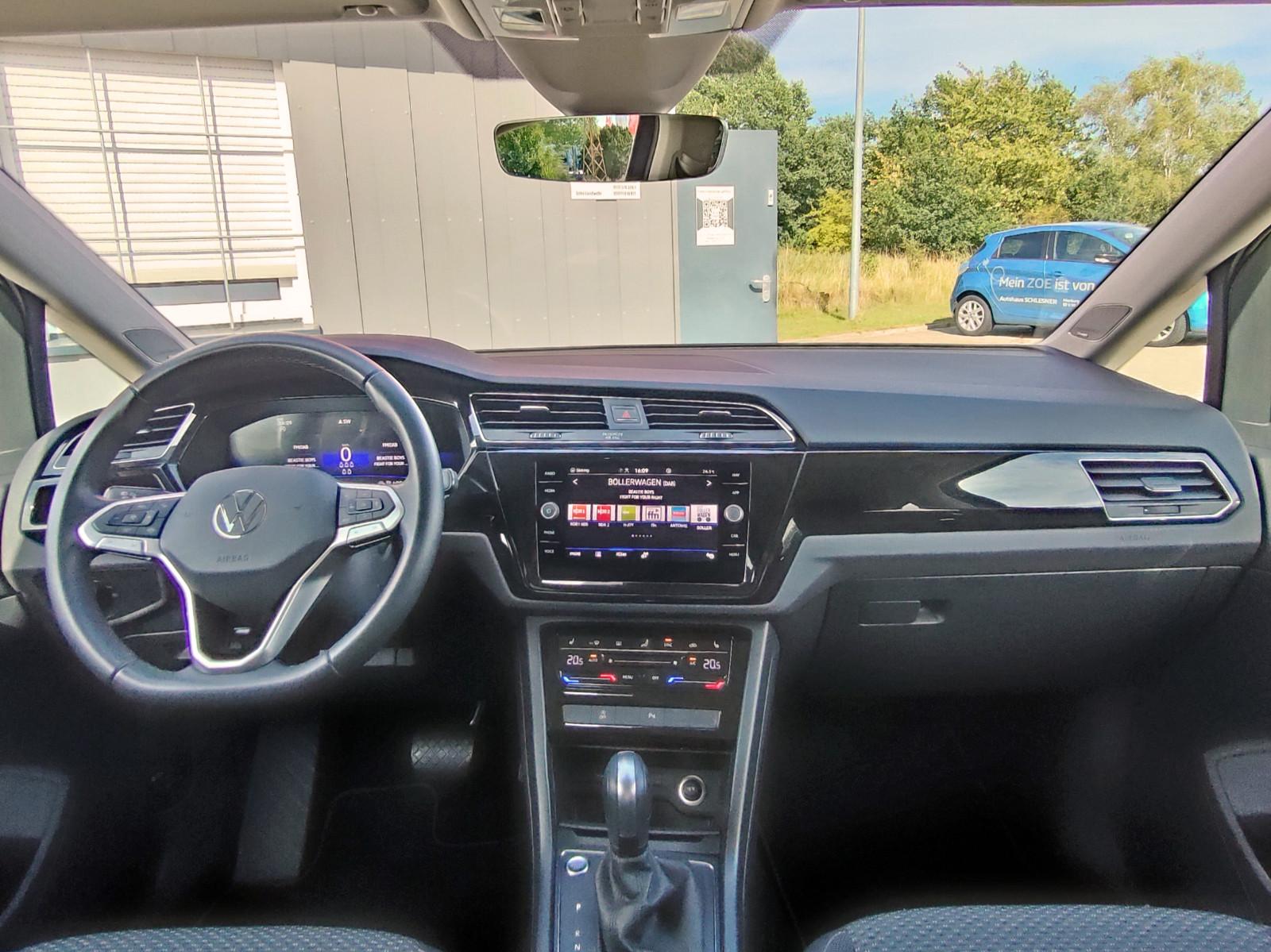 Volkswagen Touran 1.5 TSI DSG