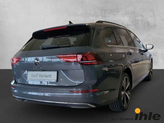 Volkswagen Golf DSG Golf VIII Style Variant