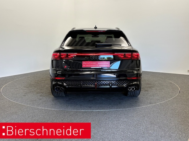 Audi RS Q8 Performance Quattro
