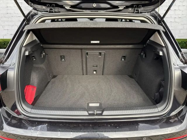 Volkswagen Golf 2.0 TDI DSG Golf VIII