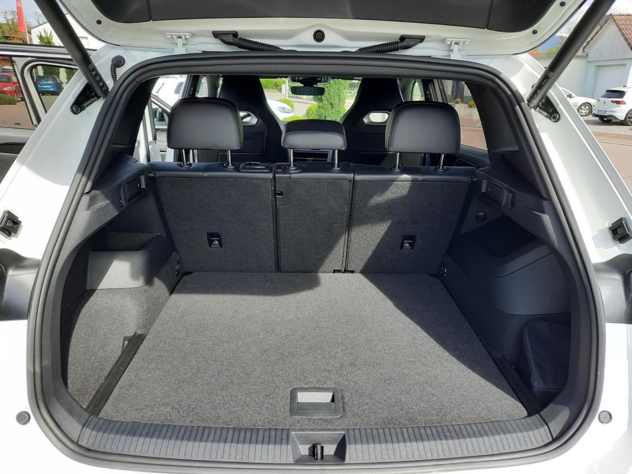 Volkswagen Tiguan 2.0 TDI R-Line Style