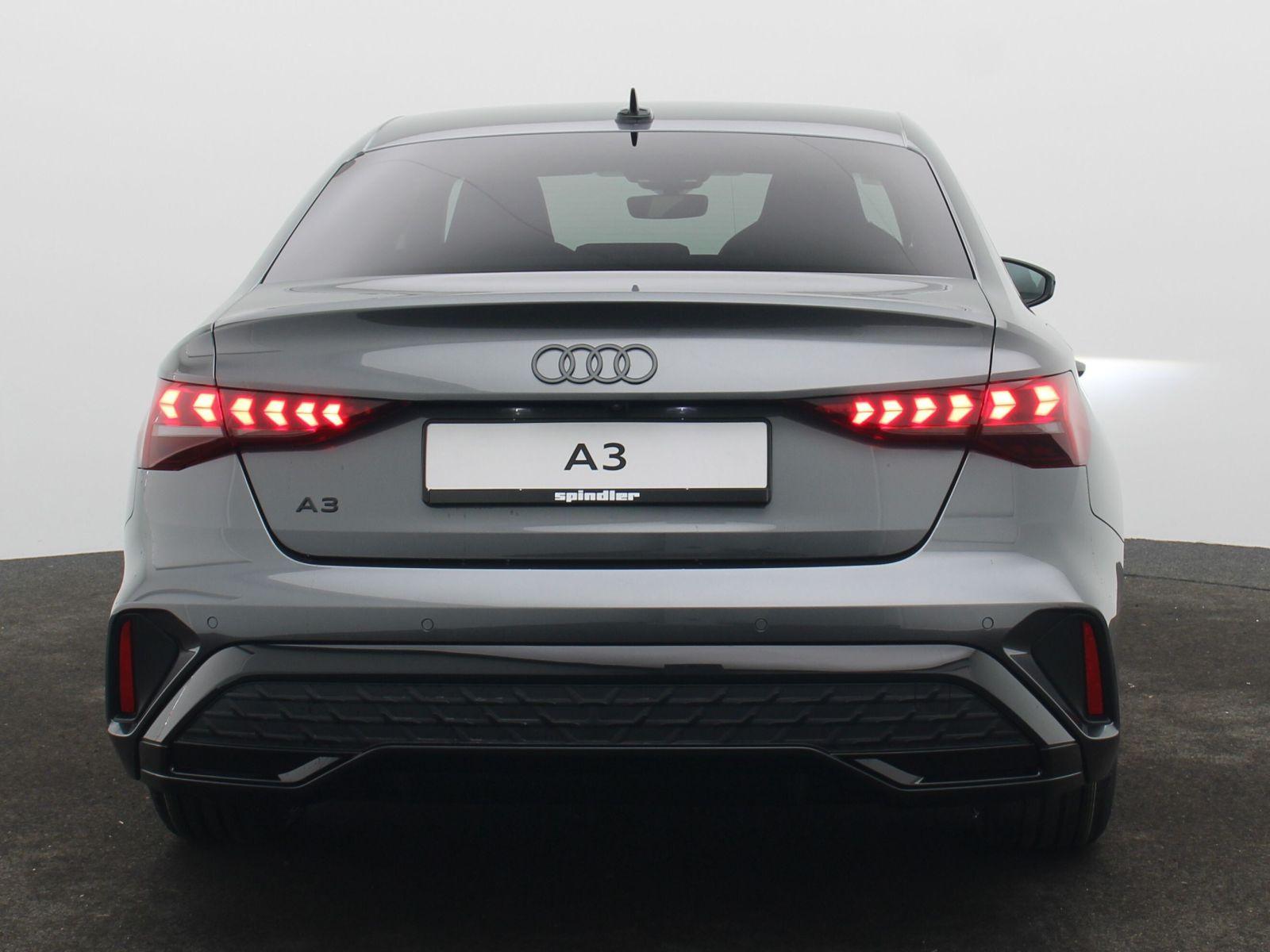 Audi A3 35 TFSI S-Line S-Tronic Sedan