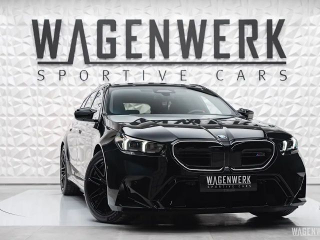 BMW M5 Touring PANORAMA AHK B&W COMFORT-PAKET ALLBLACK