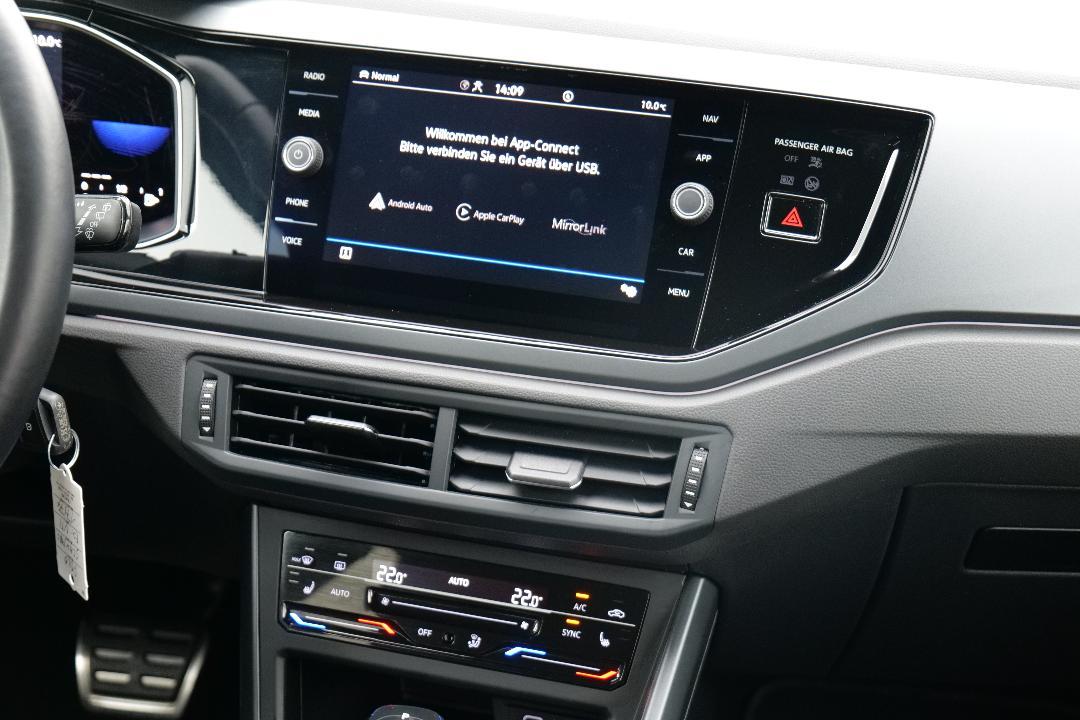 Volkswagen Polo 1.0 TSI DSG R-Line