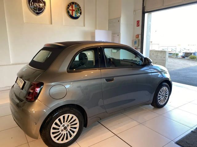 Fiat 500e Cabrio
