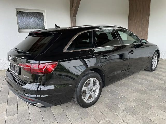 Audi A4 Avant S-Tronic