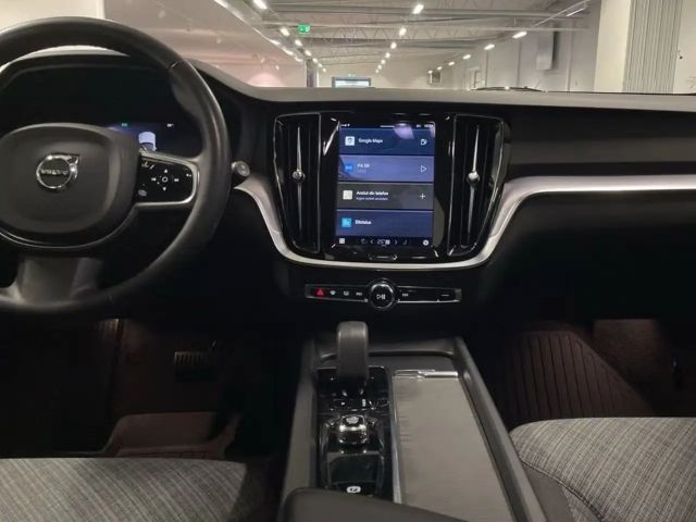 Volvo V60 Cross Country AWD